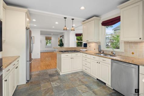 551 Minnieford Avenue New York City NY 10464