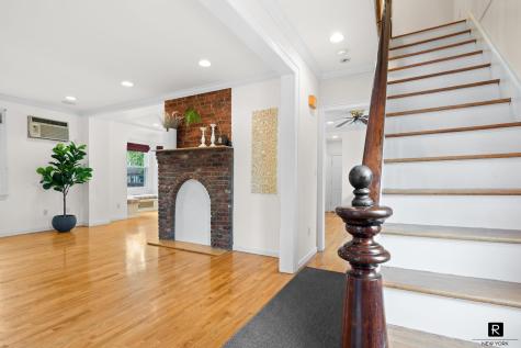 551 Minnieford Avenue New York City NY 10464