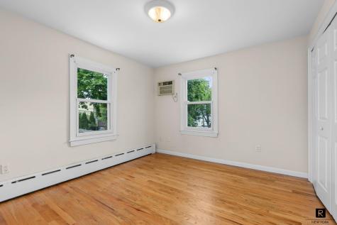 551 Minnieford Avenue New York City NY 10464