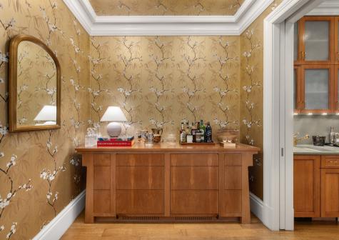 40 E 73rd Street New York City NY 10021