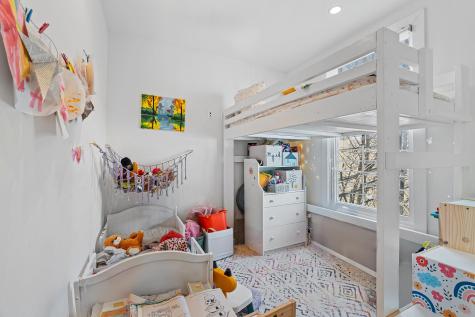 10-22 47th Avenue New York City NY 11101