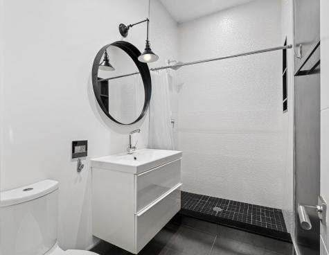 10-22 47th Avenue New York City NY 11101