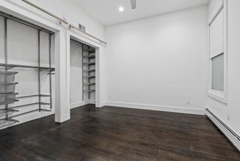 10-22 47th Avenue New York City NY 11101