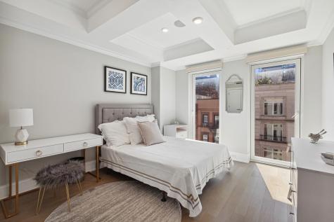 225 E 81st Street New York City NY 10028