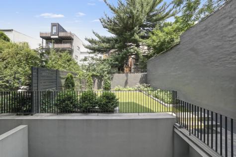 153 Green Street New York City NY 11222