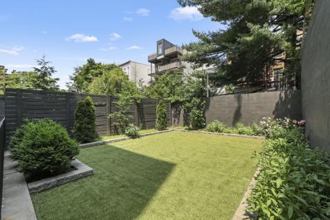 153 Green Street New York City NY 11222