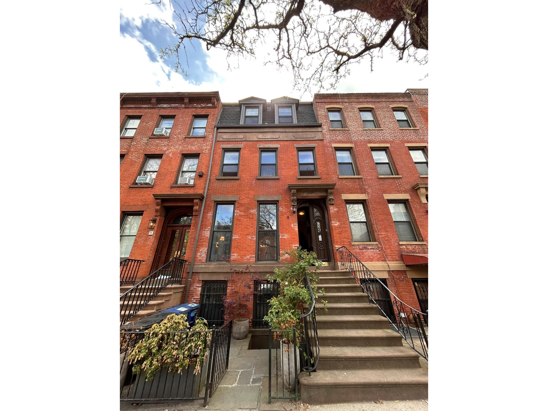 6 3rd Street New York City NY 11231