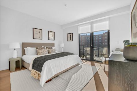 24 Huntington Street New York City NY 11231