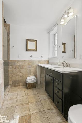 863 Riverside Drive New York City NY 10032