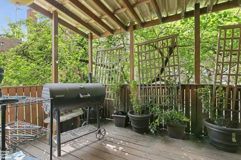 863 Riverside Drive New York City NY 10032