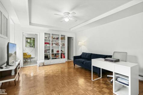 863 Riverside Drive New York City NY 10032