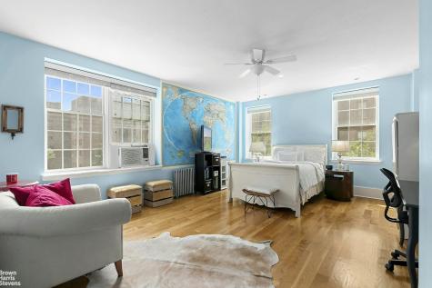 863 Riverside Drive New York City NY 10032