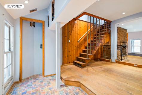 392 West Street New York City NY 10014