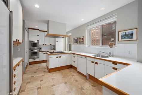 155 E 72nd Street New York City NY 10021