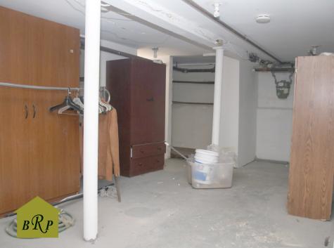 8906 Avenue L New York City NY 11236