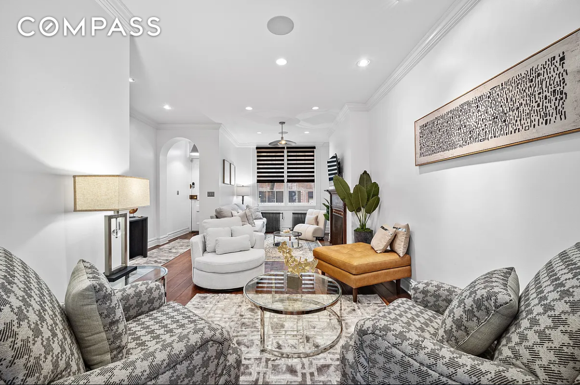 58 Downing Street New York City NY 10014