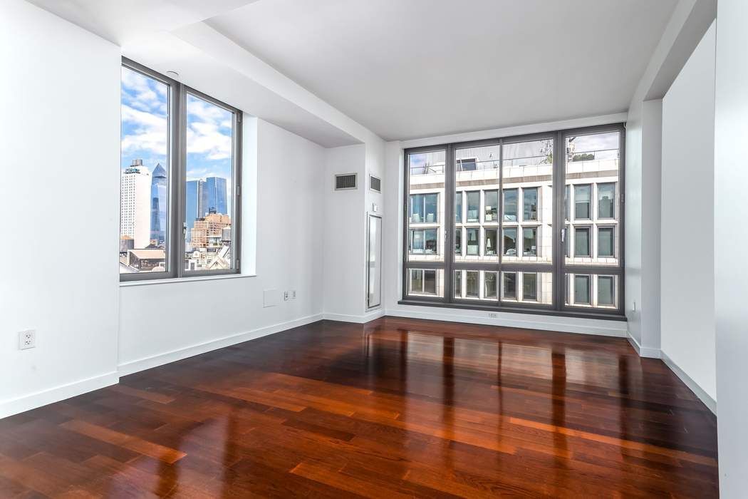 4 W 21st Street New York City NY 10010