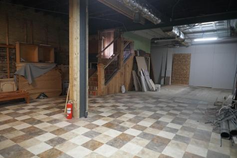 75 S Main Street Utica OH 43080