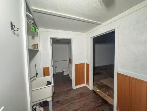 231 Main Street Wellston OH 45692