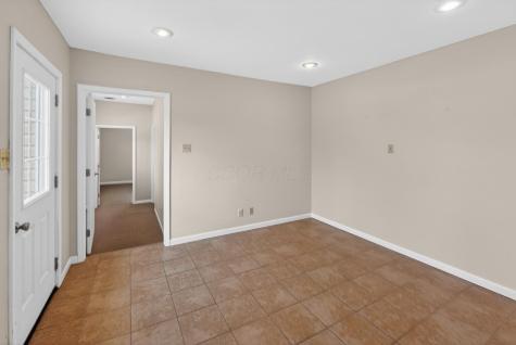 307 Harcourt Road Mount Vernon OH 43050