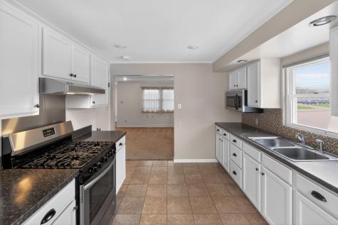 307 Harcourt Road Mount Vernon OH 43050