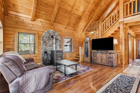 3020 Township Road 190 Fredericktown OH 43019