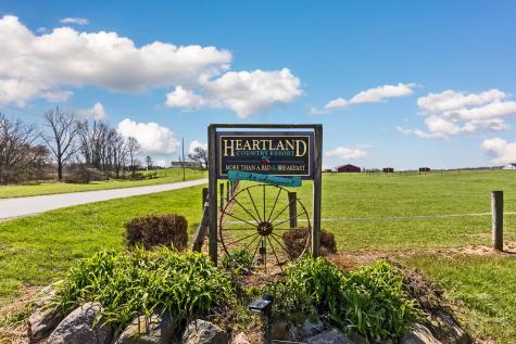 3020 Township Road 190 Fredericktown OH 43019