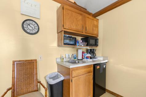 3020 Township Road 190 Fredericktown OH 43019