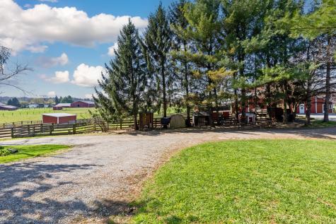 3020 Township Road 190 Fredericktown OH 43019