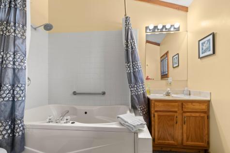 3020 Township Road 190 Fredericktown OH 43019