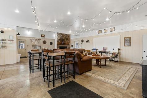 3020 Township Road 190 Fredericktown OH 43019