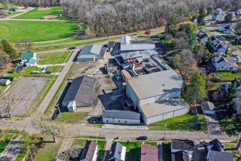 283 N Main Street Fredericktown OH 43019