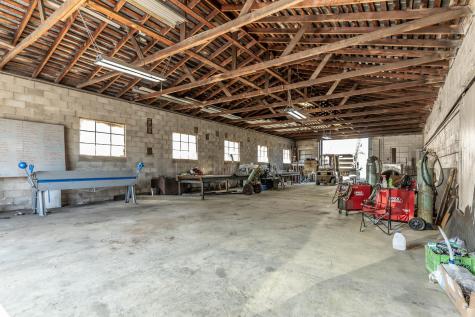 283 N Main Street Fredericktown OH 43019