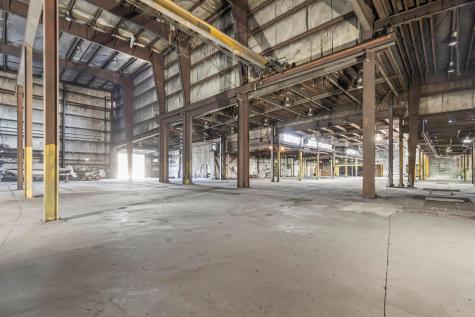 283 N Main Street Fredericktown OH 43019