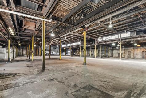 283 N Main Street Fredericktown OH 43019