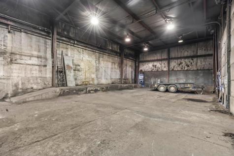 283 N Main Street Fredericktown OH 43019