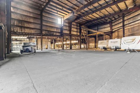 283 N Main Street Fredericktown OH 43019