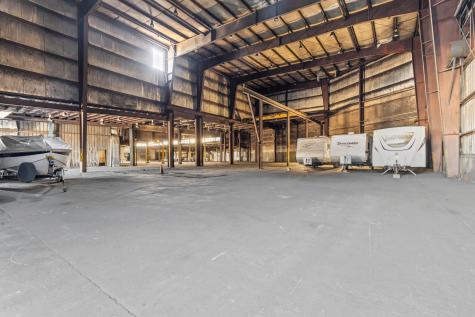 283 N Main Street Fredericktown OH 43019