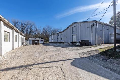 283 N Main Street Fredericktown OH 43019