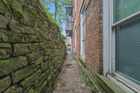 15 E Vine Street Mount Vernon OH 43050