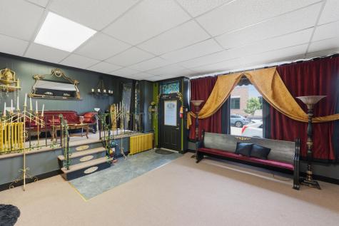 15 E Vine Street Mount Vernon OH 43050