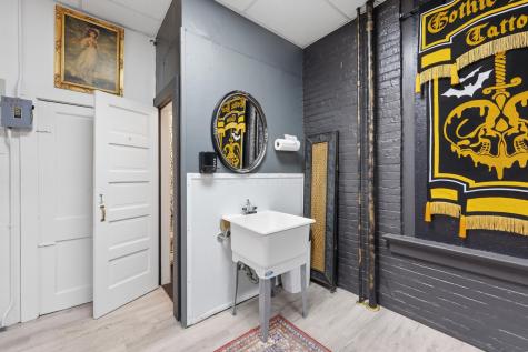 15 E Vine Street Mount Vernon OH 43050