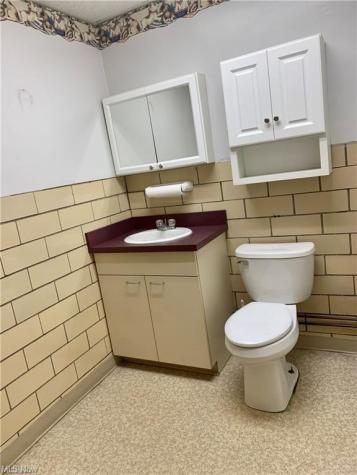 4 E Main Street Danville OH 43014