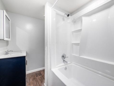 7106 Columbus Road Mount Vernon OH 43050