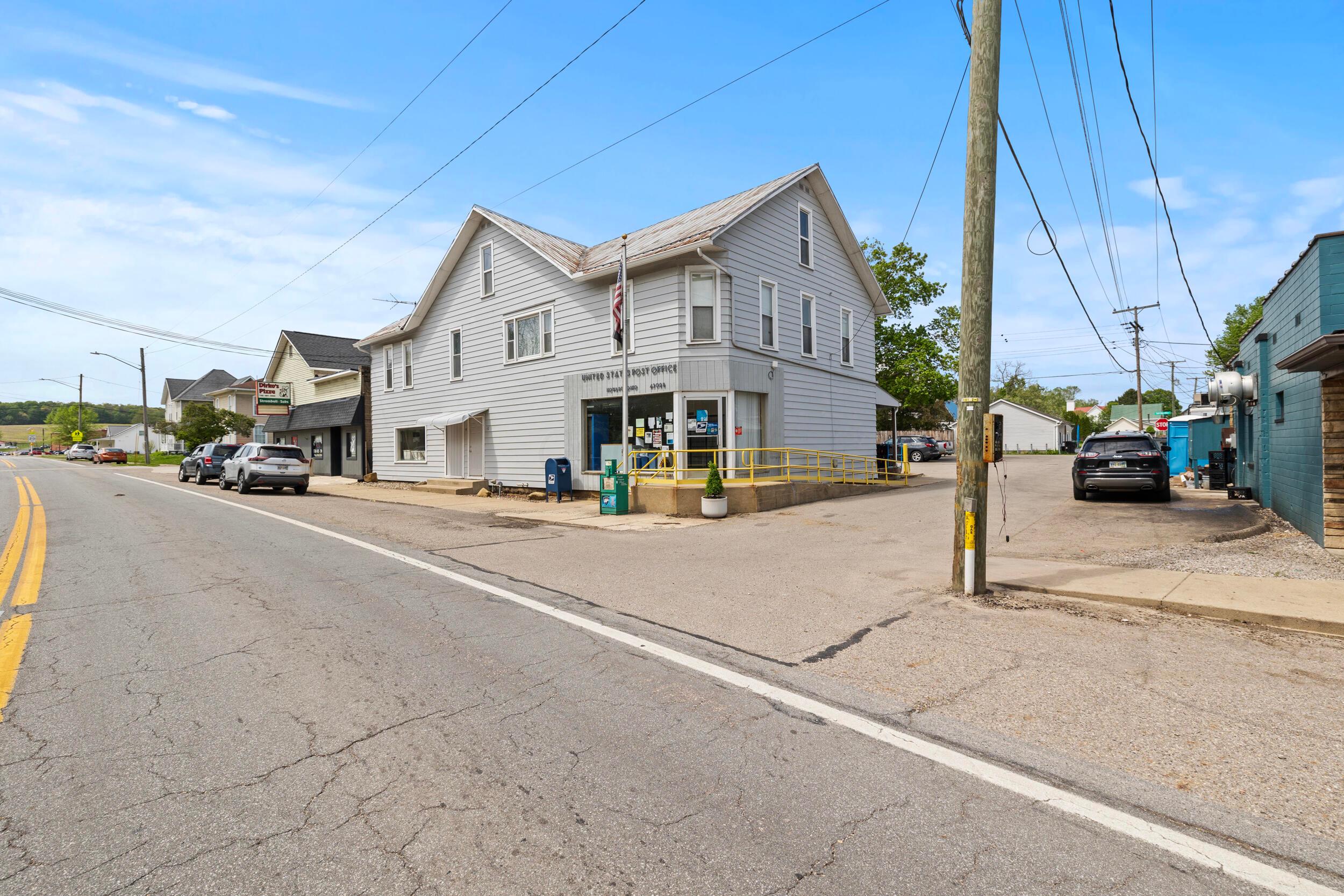 23359 Coshocton Road Howard OH 43028