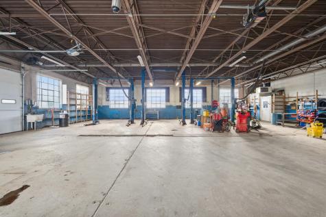 702 Charles Street Galion OH 44833