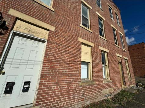 122-124 Pennsylvania Avenue Wellston OH 45692