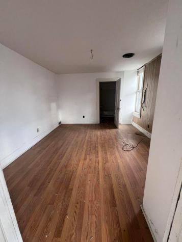 122-124 Pennsylvania Avenue Wellston OH 45692