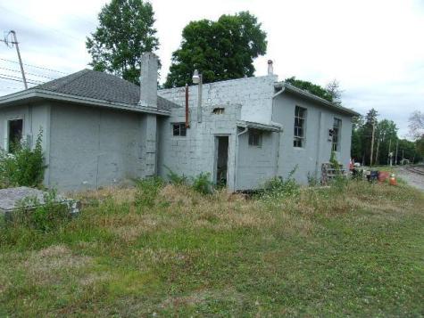 406 N Main Street Utica OH 43080
