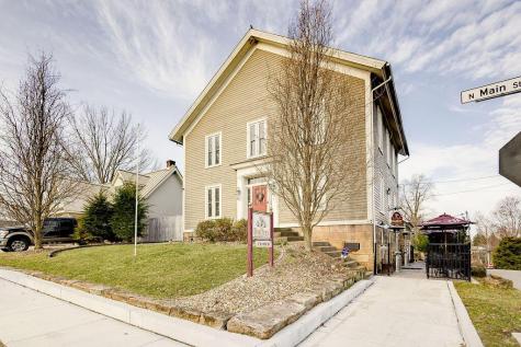 39 N Main Street Fredericktown OH 43019